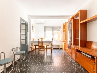 Piso con balcón en venta en Rascanya