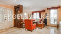 Living room of Single-family semi-detached for sale in Gandia  with Air Conditioner, Private garden and Parquet flooring