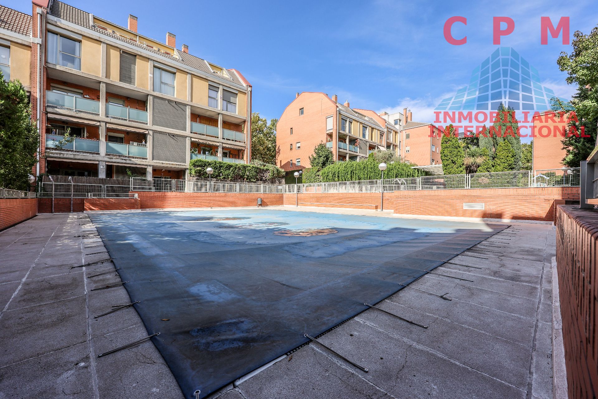 Piscina de Piso de alquiler en  Madrid Capital con Aire acondicionado, Calefacción y Parquet