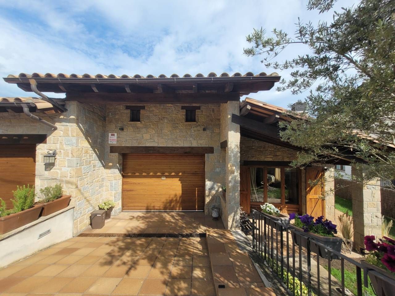 Exterior view of Single-family semi-detached for sale in Collsuspina  with Heating, Private garden and Terrace