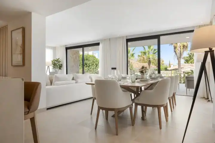Chalet con piscina en venta en San Pedro de Alcántara, imagen 17