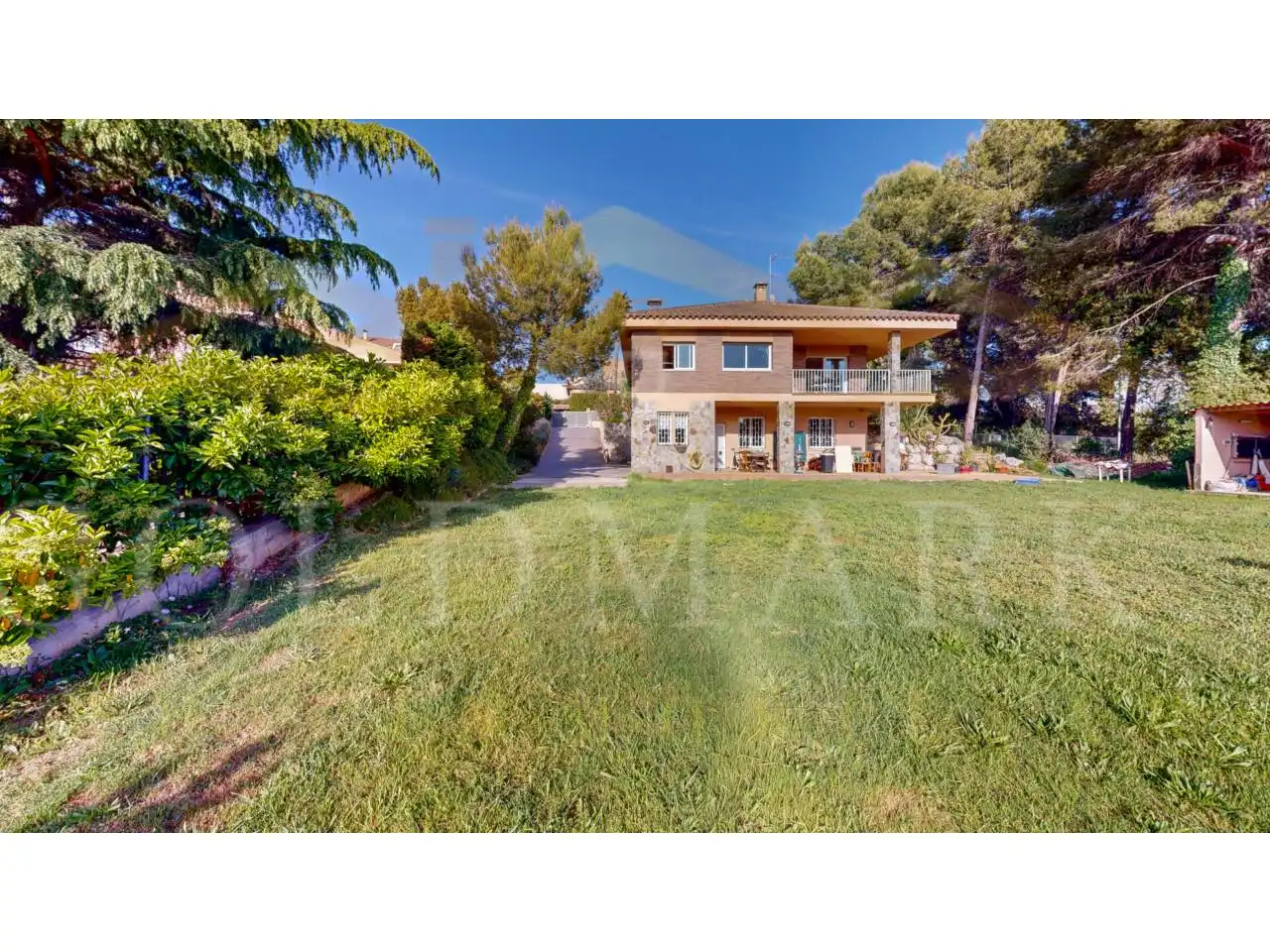 Jardí de Casa o xalet en venda en Sabadell amb Aire condicionat, Jardí privat i Terrassa