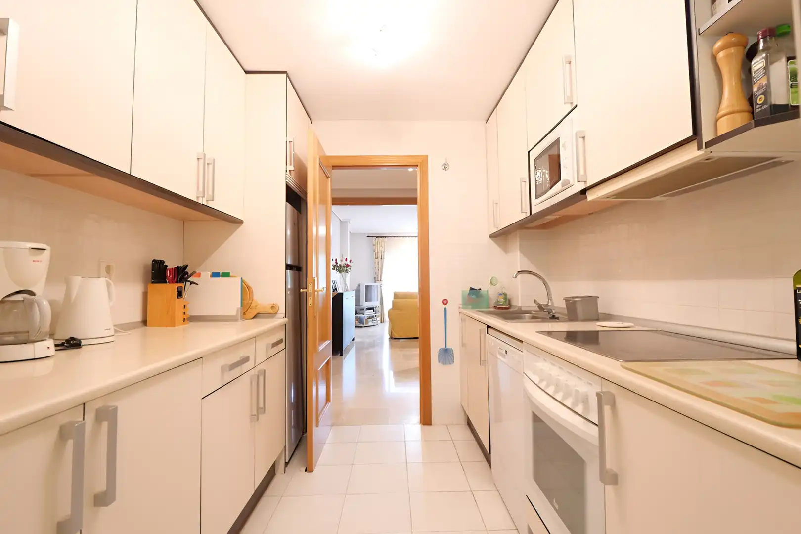 Apartment with terrace for sale in Elviria - Cabopino, imagen 6