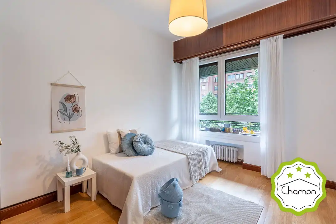 Habitación de Piso en venta en Bilbao  con Calefacción, Jardín privado y Terraza