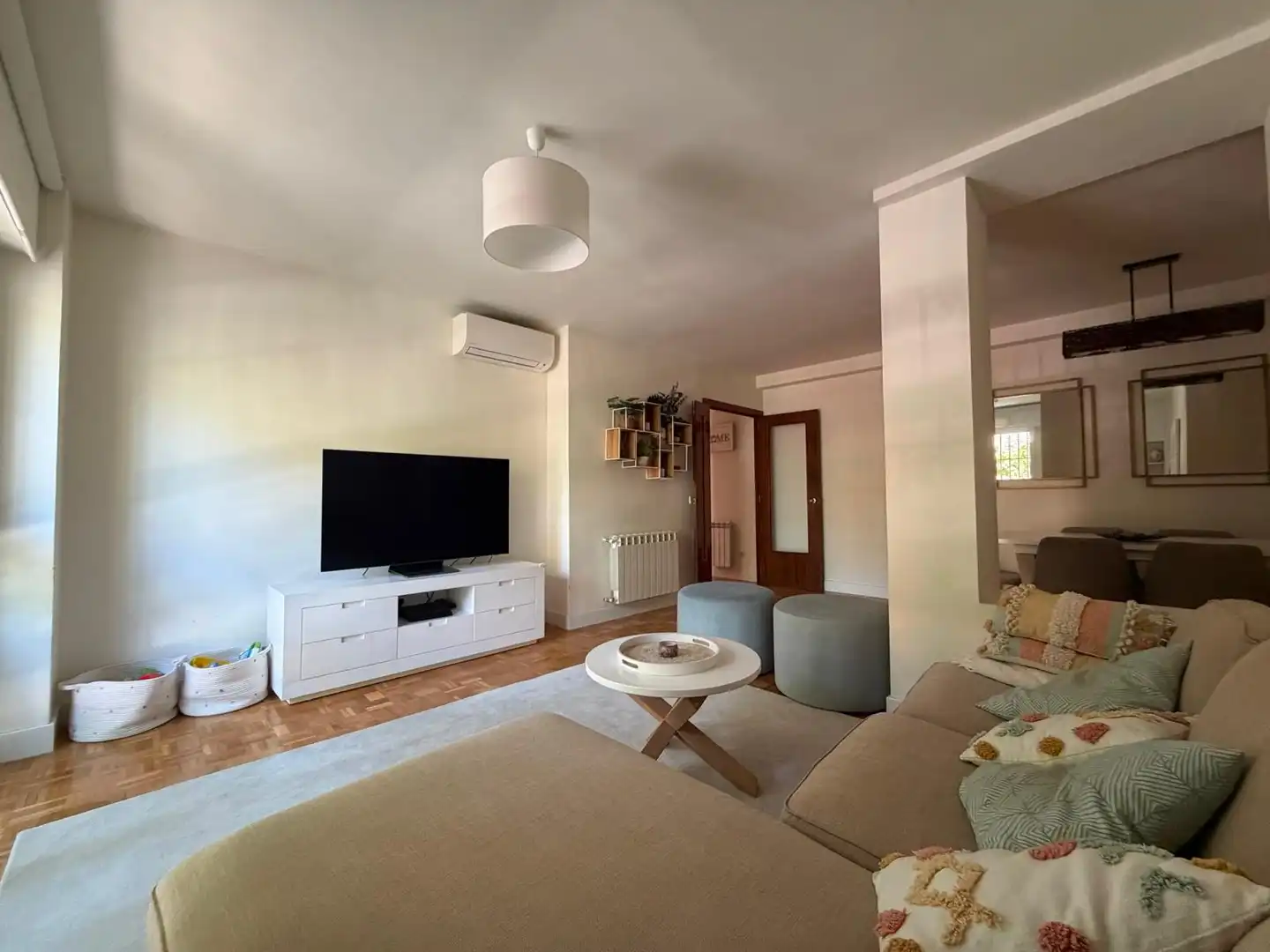 Sala de estar de Piso en venta en Madrid con Aire acondicionado, Calefacción y Parquet