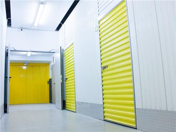 Box room to rent in  Zaragoza Capital  with Alarm