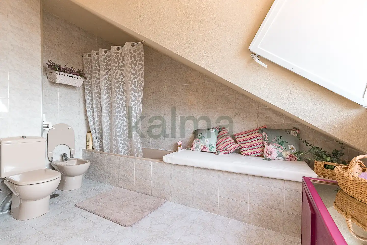 Casa adosada en venta en Calle Sierra de las Alpujarras, Las Matas - Peñascales