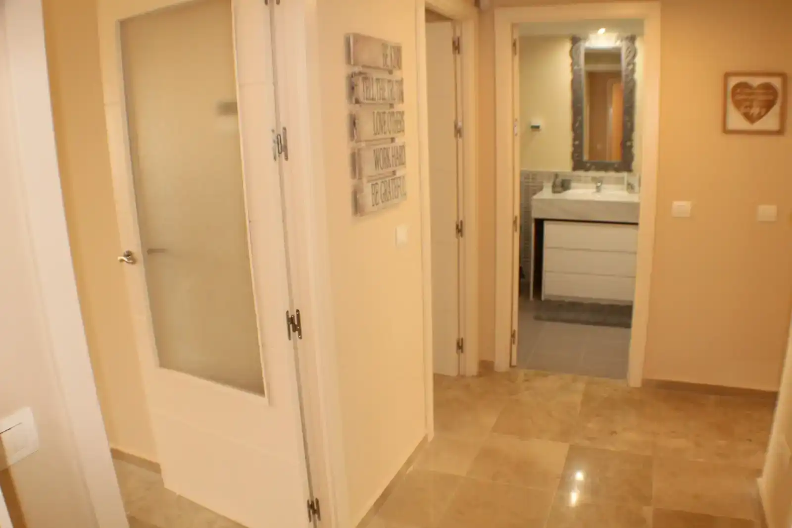 Badezimmer von Wohnung zur Miete in La Alcaidesa mit Klimaanlage, Schwimmbad und Balkon