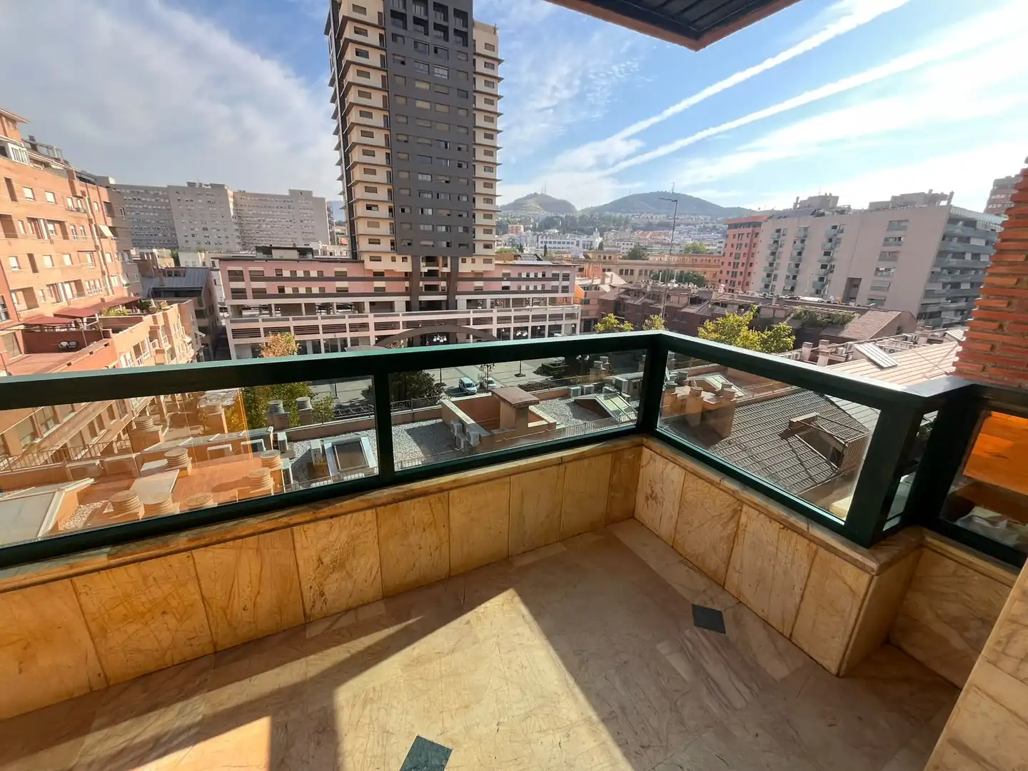Apartment with lift to rent in Calle Marmolillos 5