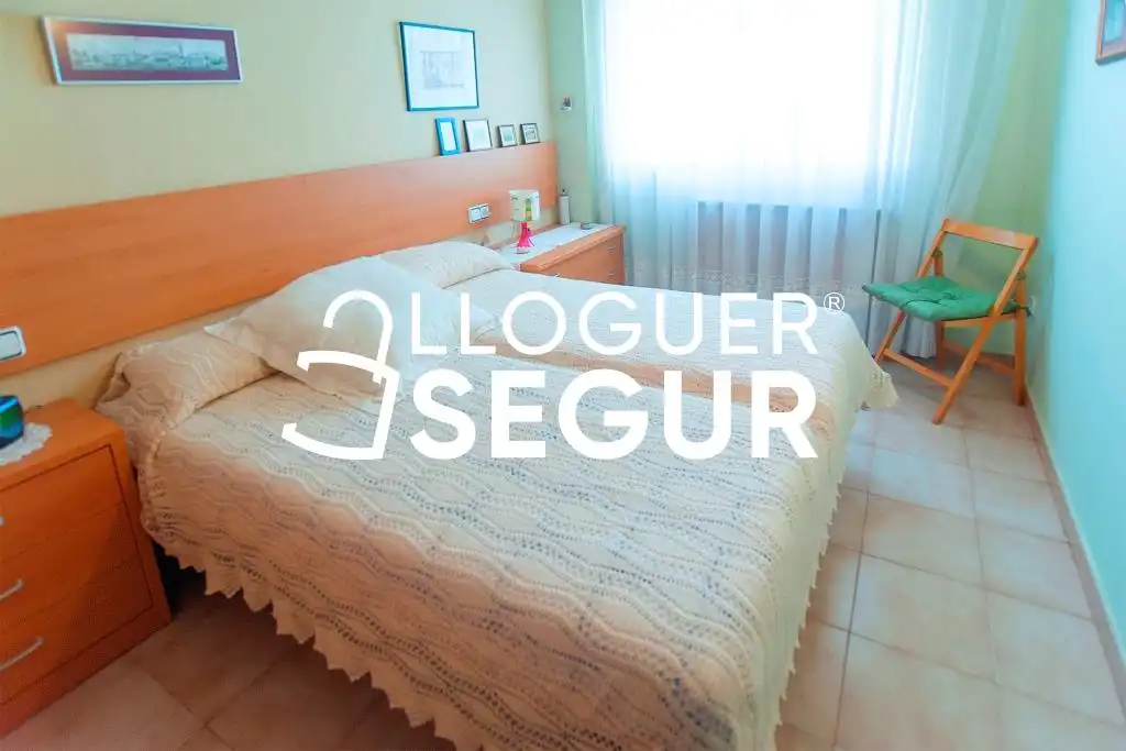 Piso de alquiler en Marítim, Centre