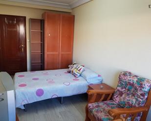 Bedroom of Apartment to share in Salamanca Capital