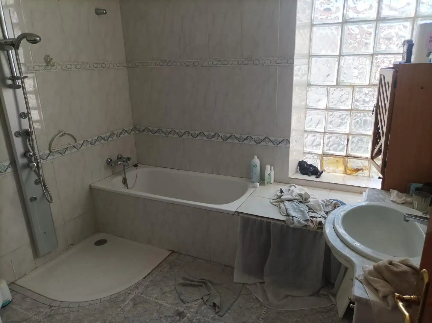 Bany de Casa o xalet en venda en Botorrita amb Terrassa i Moblat