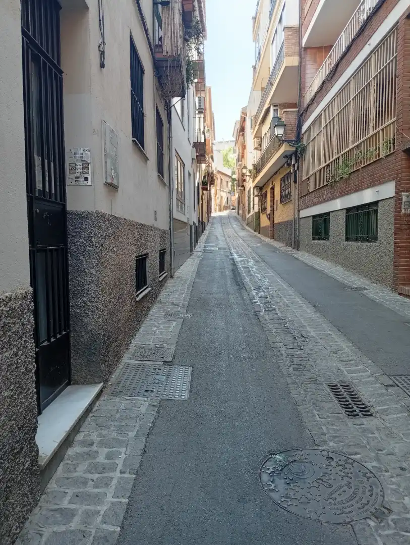 Garage for rent in Calle Parra Alta de Cartuja, 19, San Ildefonso