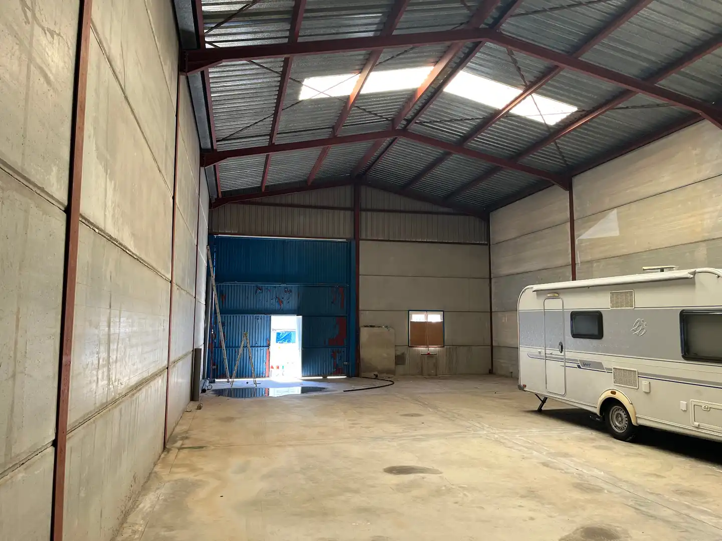 Nau industrial en venda en Valencina de la Concepción