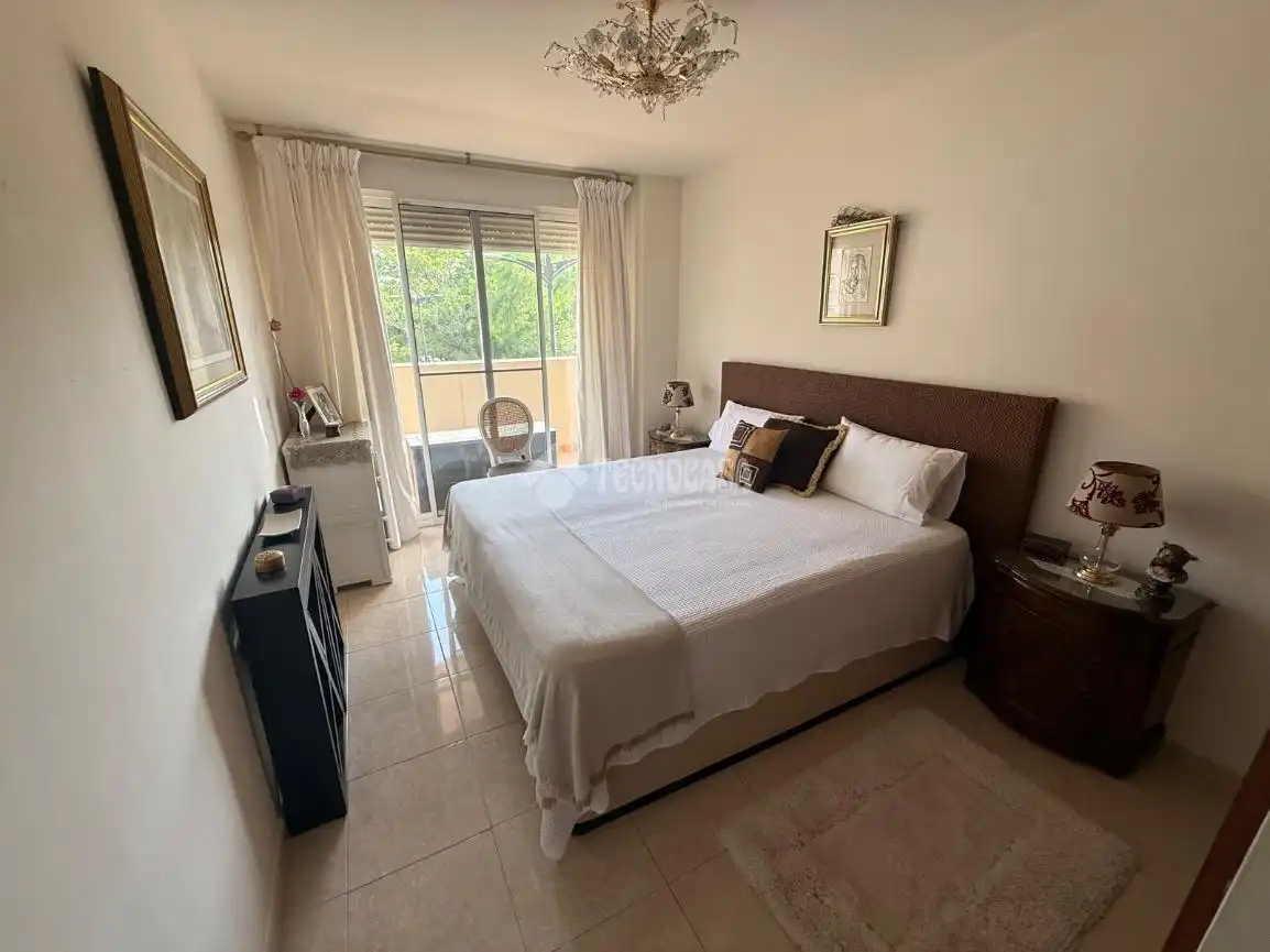 Habitación de Piso en venta en Estepona con Balcón
