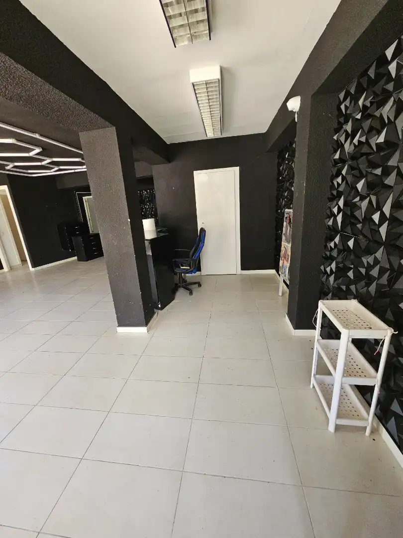 Local comercial en venta en Carrer de Girona 5, imagen 5