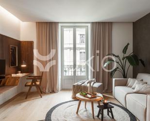 Sala d'estar de Apartament de lloguer en  Barcelona Capital amb Aire condicionat, Calefacció i Moblat