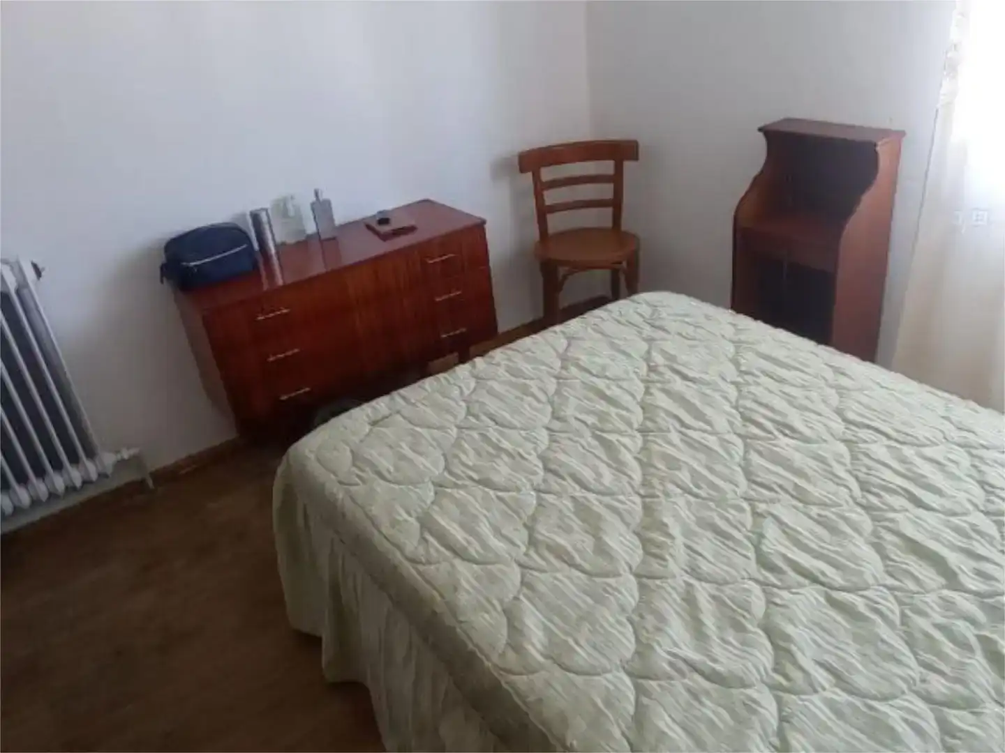 Dormitori de Casa o xalet en venda en La Bañeza 