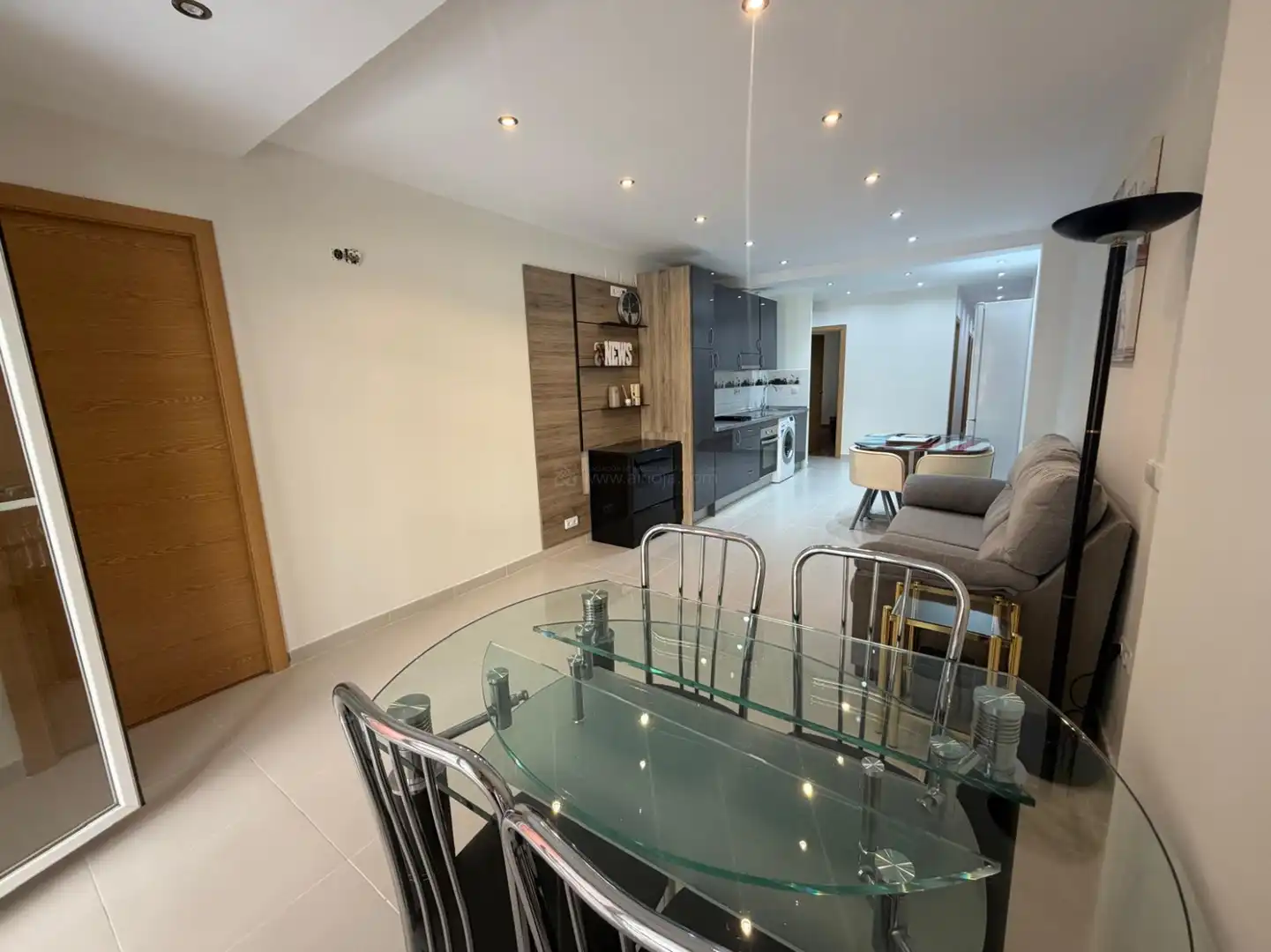 Comedor de Piso en venta en  Logroño con Calefacción, Terraza y Trastero