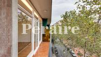 Exterior view of Flat for sale in  Barcelona Capital  with Air Conditioner, Terrace and Balcony