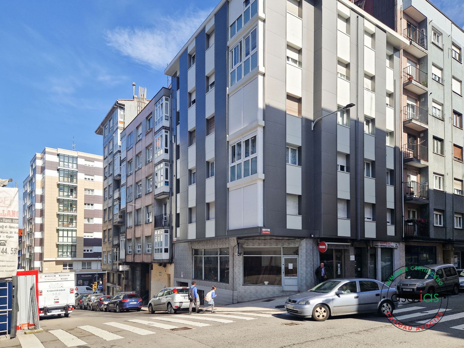 Vista exterior de Pis en venda en Gijón  amb Calefacció
