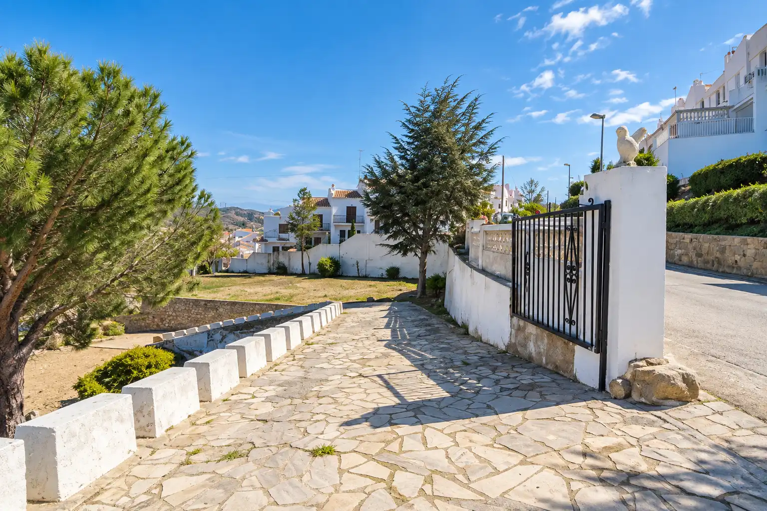 Detached house with terrace for sale in Carrer Víctor Català, imagen 47