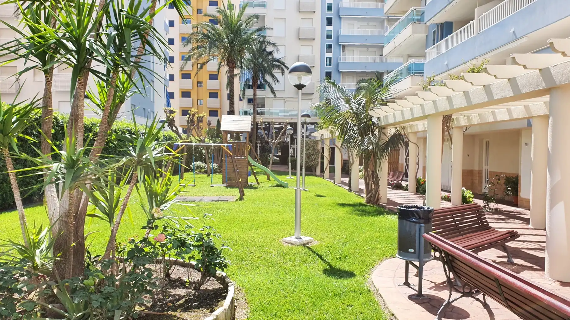 Jardí de Apartament de lloguer en Gandia amb Aire condicionat, Calefacció i Terrassa