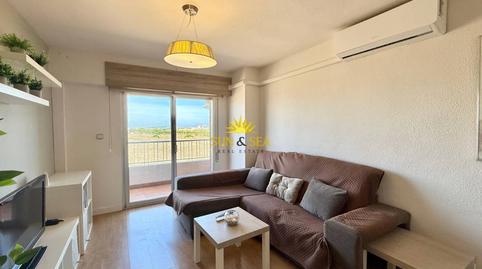 Foto 3 de Apartamento de alquiler en Punta Prima, Alicante