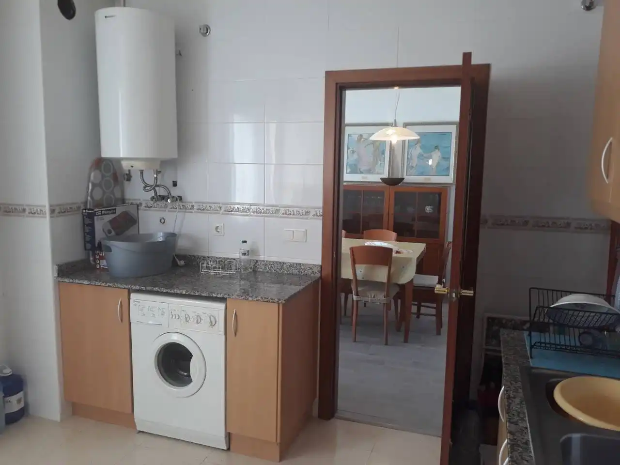 Cuina de Pis de lloguer en Cubelles amb Aire condicionat, Terrassa i Moblat