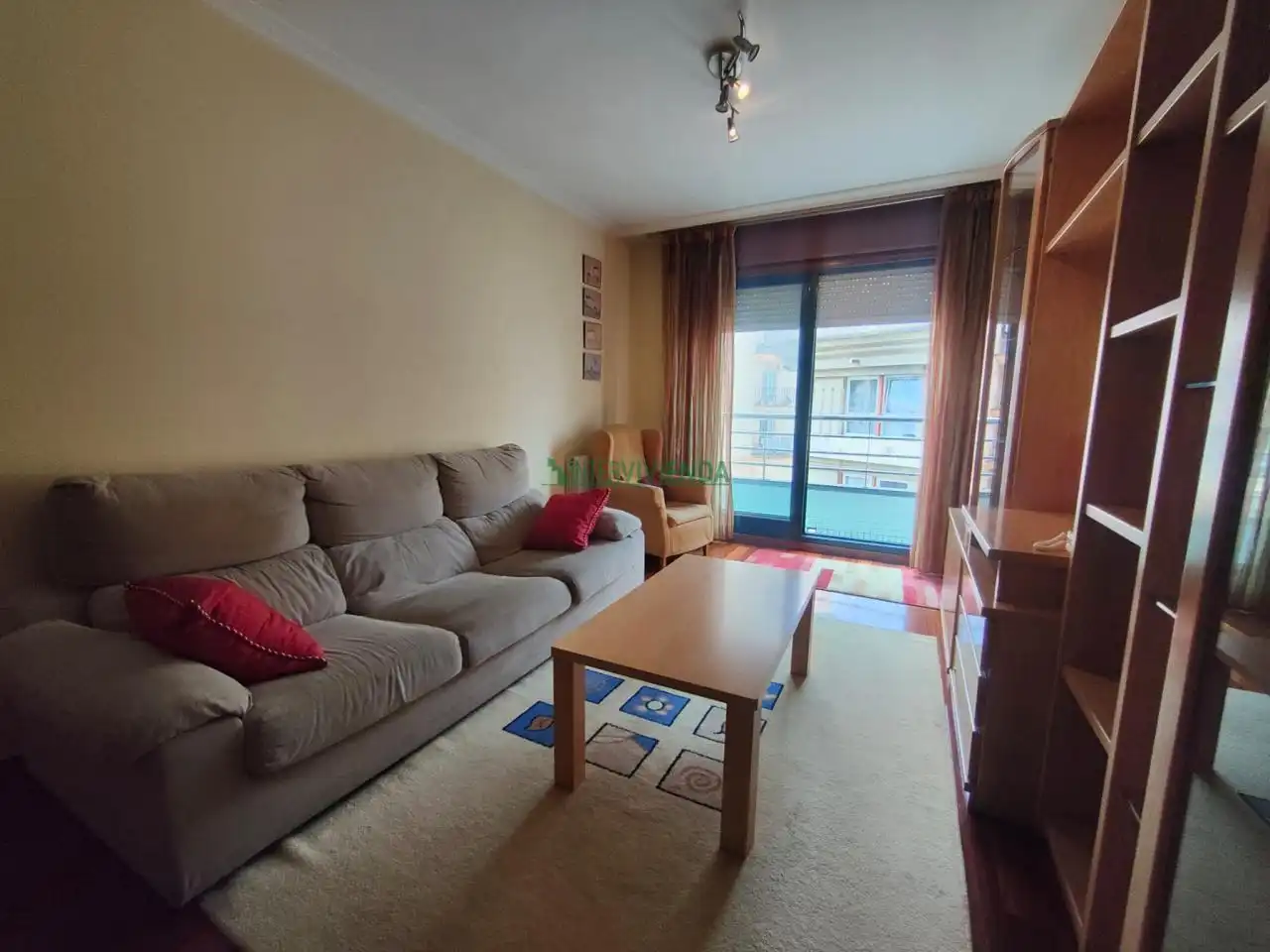 Sala de estar de Piso en venta en Vigo  con Calefacción, Parquet y Trastero