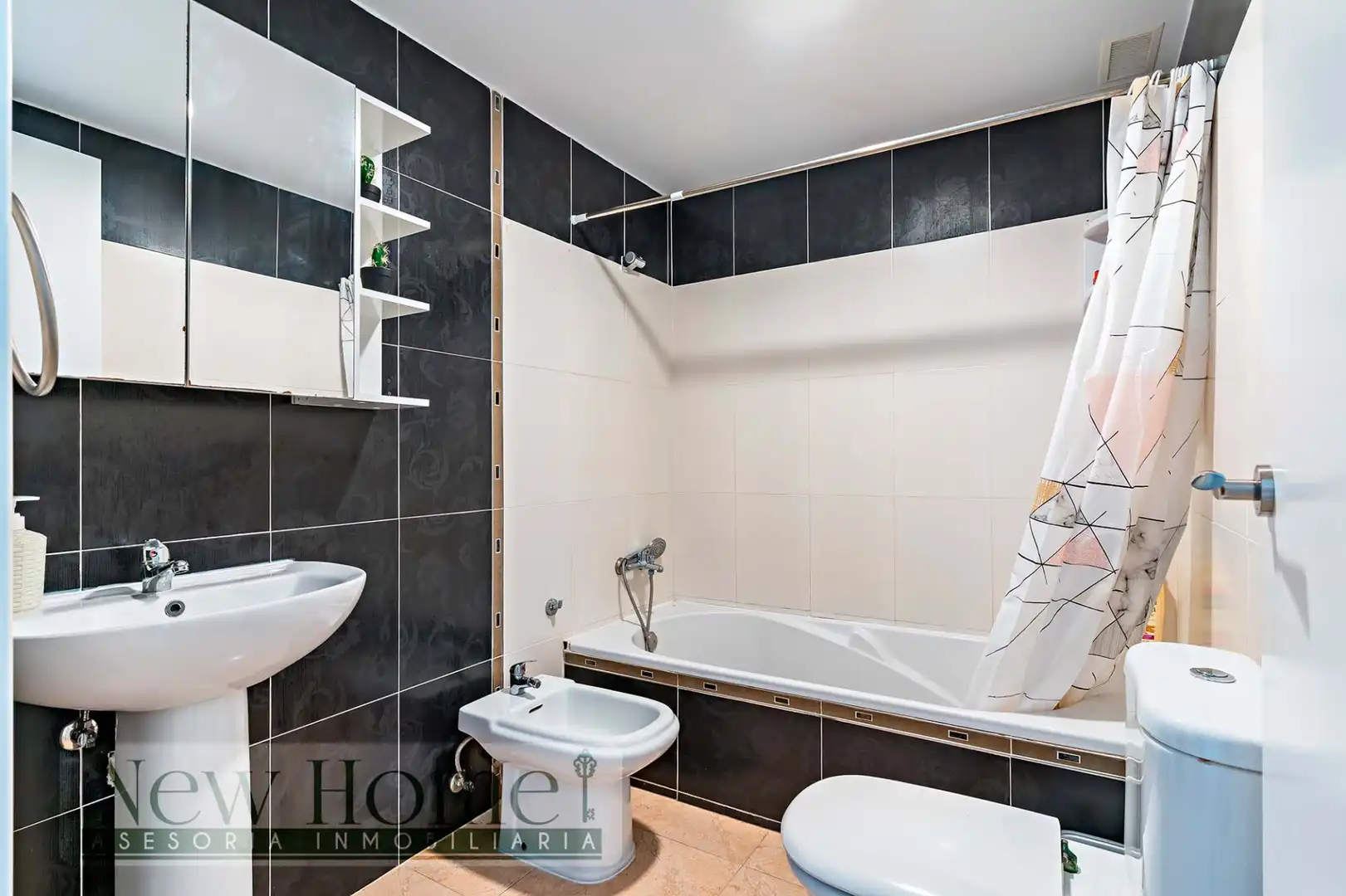 Bathroom of Duplexes for sale in Roquetas de Mar  with Terrace and Community pool