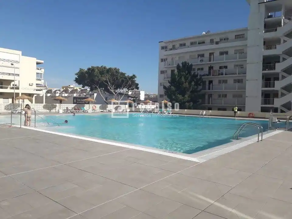 Schwimmbecken von Wohnung zum Verkauf in Torremolinos mit Klimaanlage, Heizung und Schwimmbad