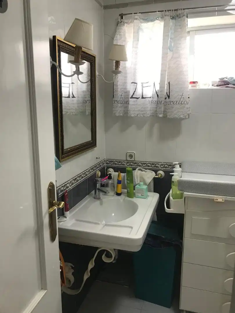 Bany de Residencial en venda en Linares