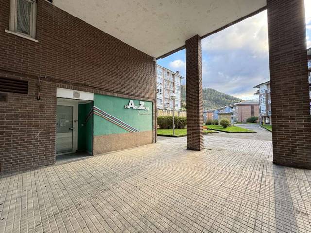 Local comercial en Alquiler en Bergara