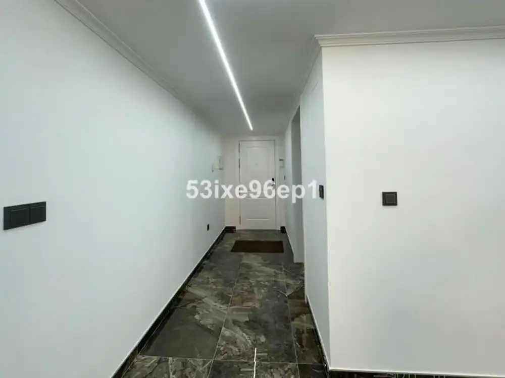 Planta baja de alquiler en Marbella con Aire acondicionado, Terraza y Piscina