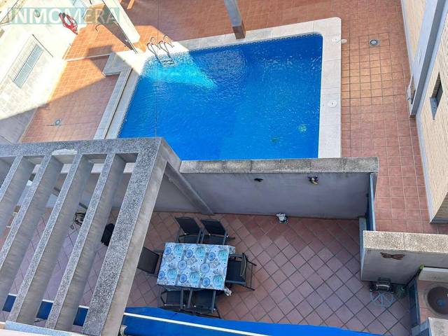 Casa-chalet en Venta en Casco Urbano