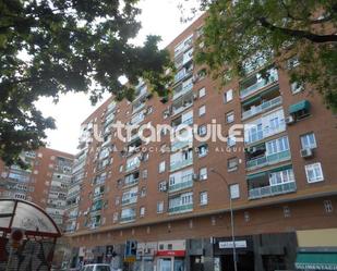Exterior view of Flat to rent in  Madrid Capital  with Parquet flooring, Terrace and Washing machine