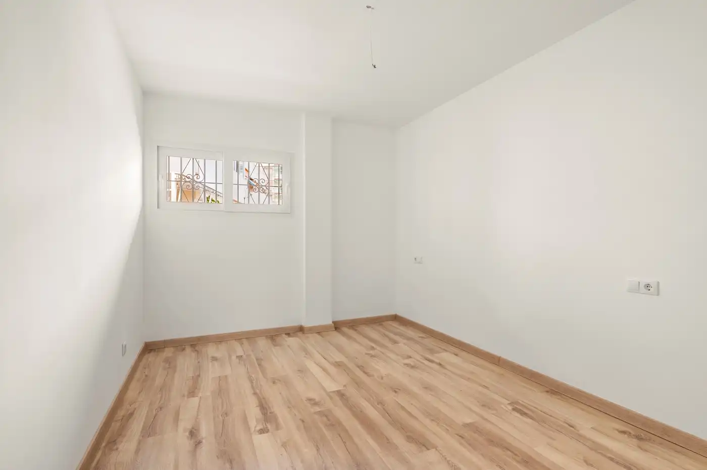 Schlafzimmer von Wohnung zum Verkauf in Calpe / Calp mit Heizung, Terrasse und Balkon