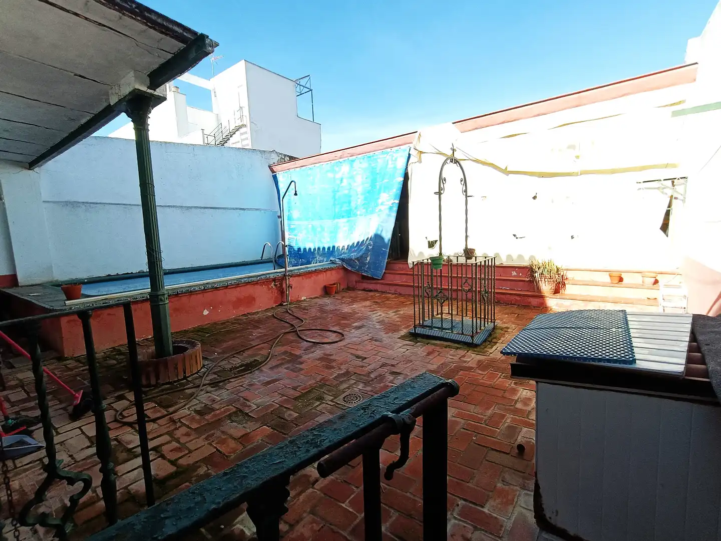 Terrassa de Casa adosada en venda en Villanueva del Ariscal amb Aire condicionat, Jardí privat i Terrassa