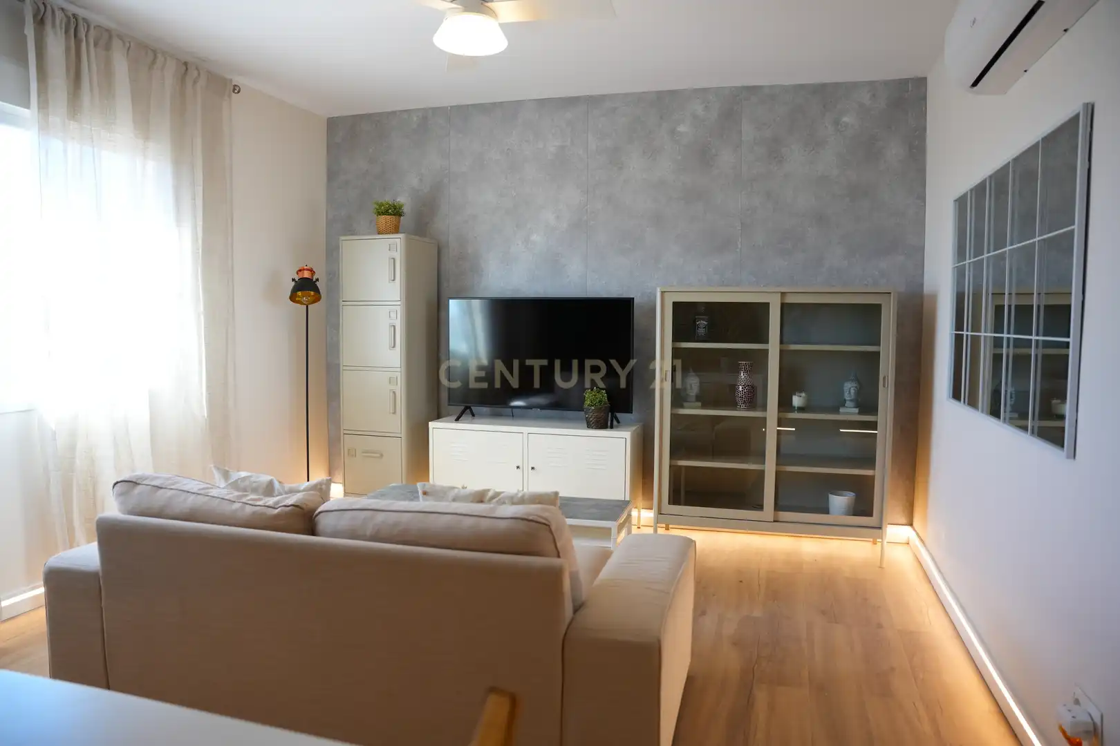 Living room of Flat for rent in Mijas  with Air Conditioner, Storage room and Alarm
