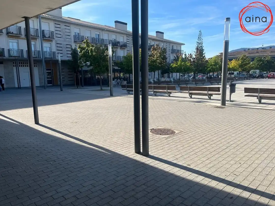 Vista exterior de Local en venda en Cizur amb Moblat