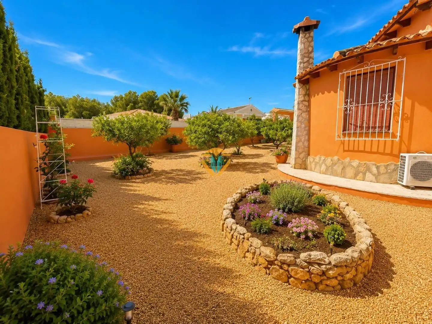 Chalet con piscina en venta en Escandinavia - Cautivador