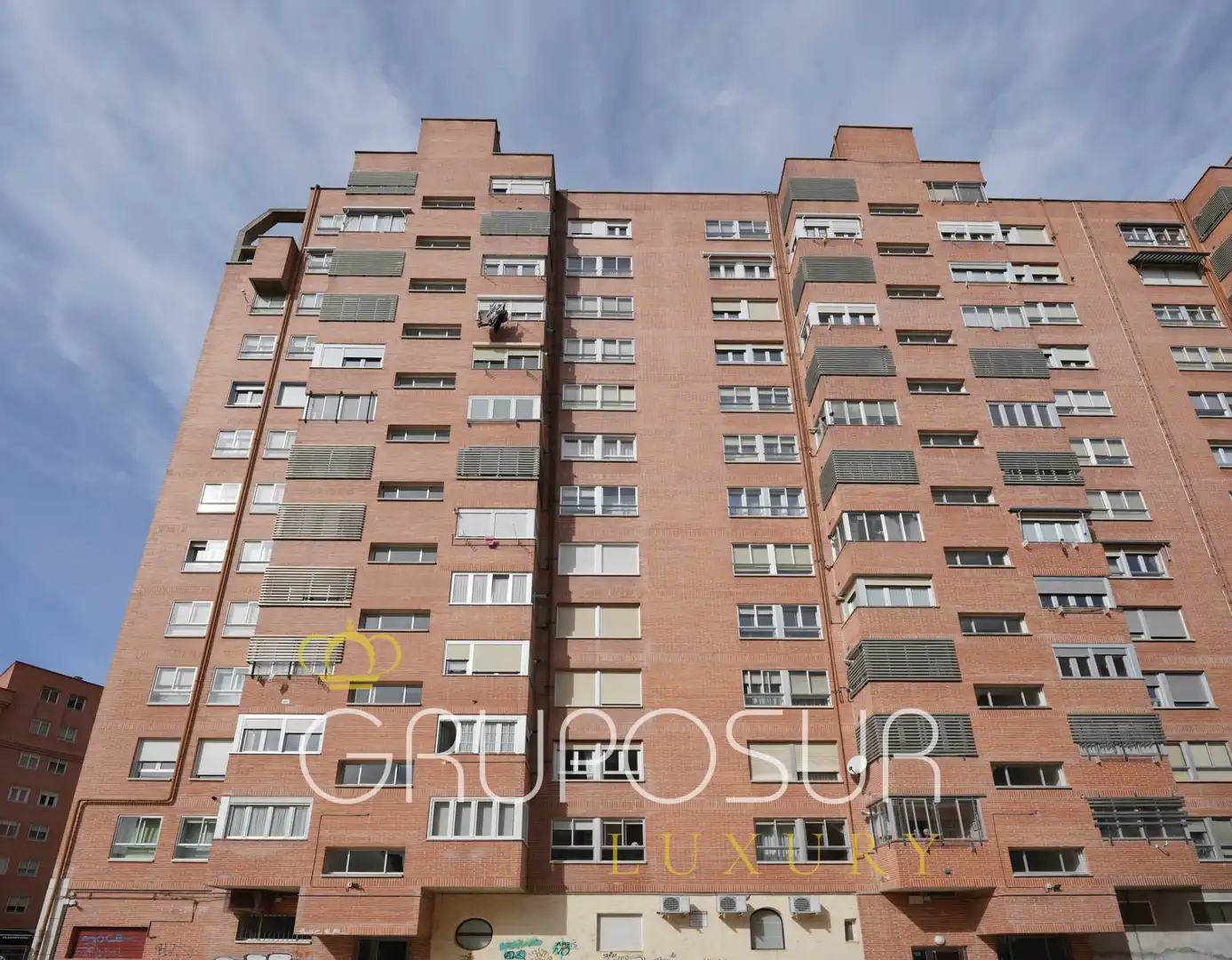 Außenansicht von Wohnung zum Verkauf in Valladolid mit Heizung, Privatgarten und Parkett