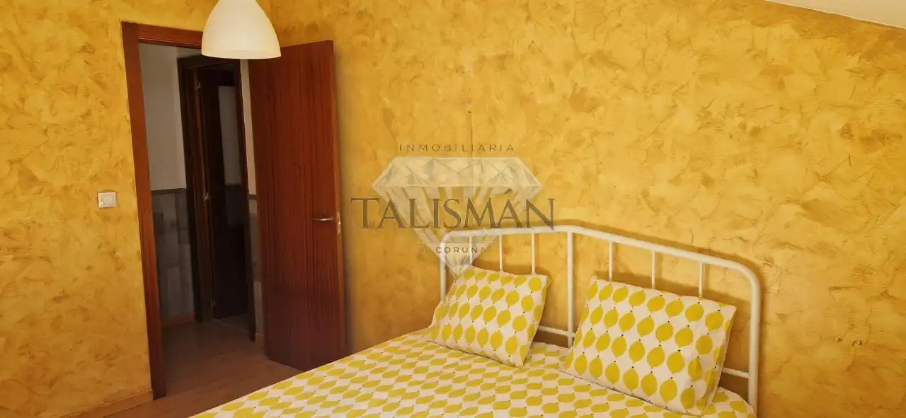 Habitación de Ático de alquiler en Mugardos con Trastero, Piscina y Amueblado