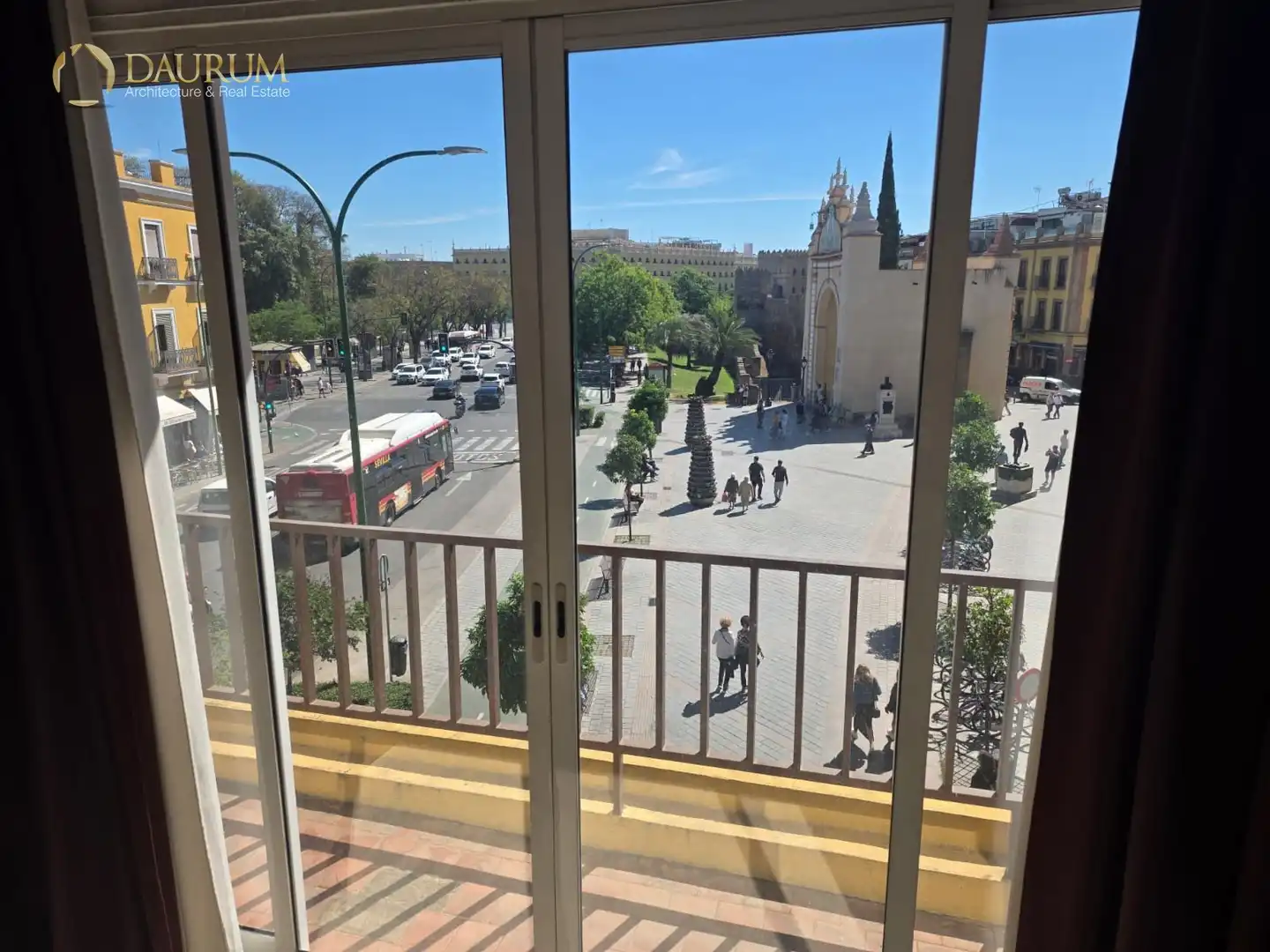 Exterior view of Flat for sale in  Sevilla Capital  with Air Conditioner, Heating and Terrace