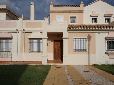 Maison jumelée avec balcon à vendre à Costa Esuri