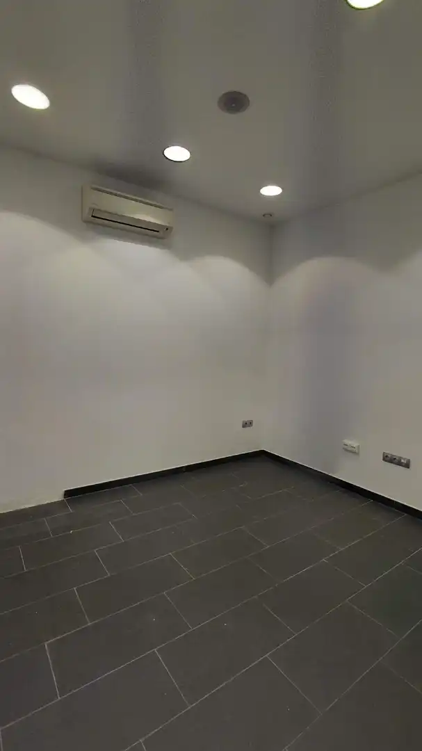 Gewerbefläche zur Miete in Carrer Sant Cristòfor, imagen 7