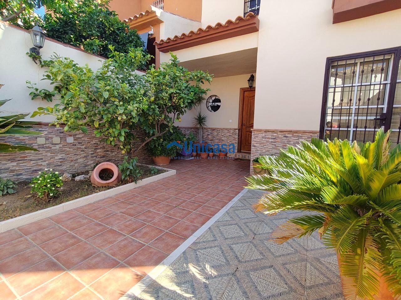 Exterior view of Single-family semi-detached for sale in Málaga Capital  with Air Conditioner, Terrace and Storage room