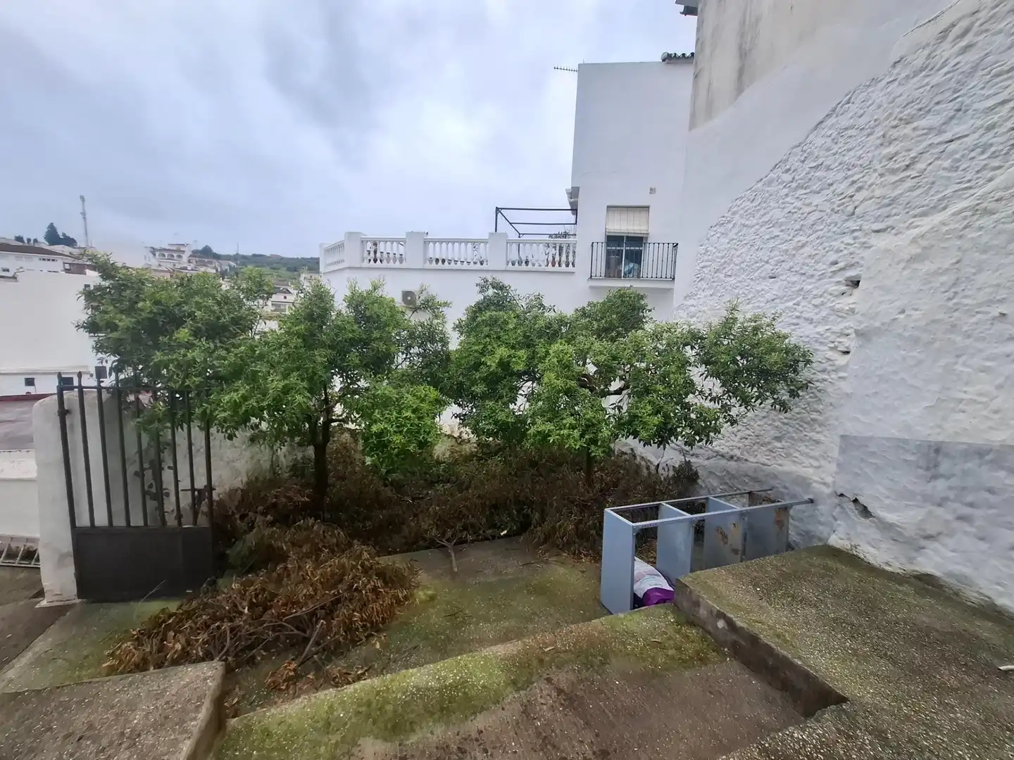 Vista exterior de Casa o xalet en venda en Tolox amb Terrassa