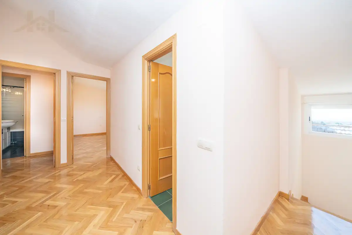 Dúplex en venta en Torrelodones con Aire acondicionado, Calefacción y Parquet